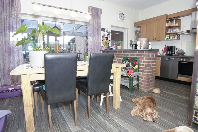 ... Essen-K�che Reihenmittelhaus Bocholt