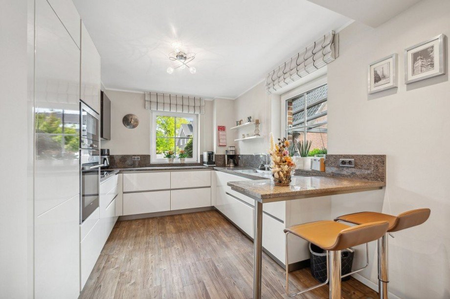 K�che mit Hochtisch Wohnung Bocholt
