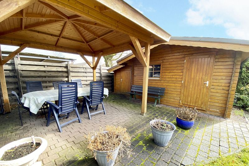 ... Terrasse - Gartenhaus Doppelhaush�lfte Bocholt