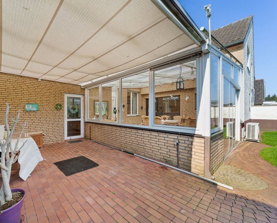�berdachte Terrasse Doppelhaush�lfte Bocholt