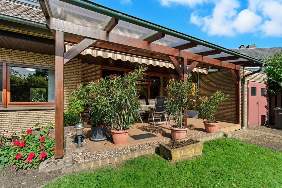 Terrasse Doppelhaush�lfte Isselburg-Werth