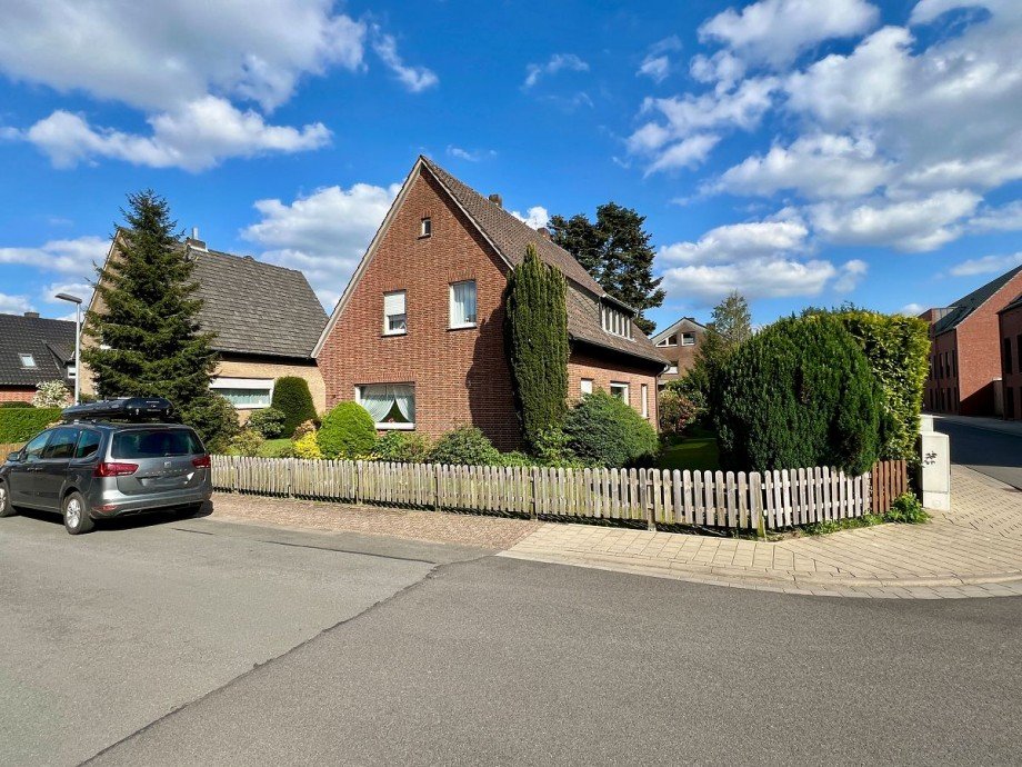 Lage Einfamilienhaus Rhede