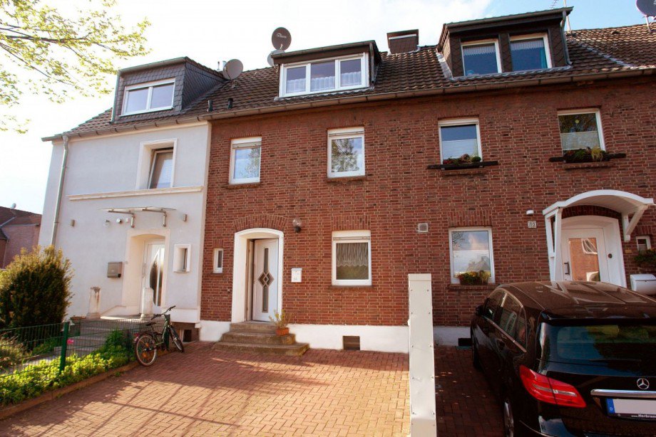 ... Ansicht Reihenmittelhaus Bocholt