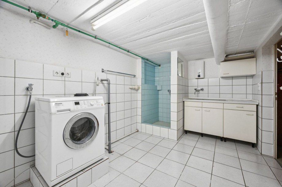 Waschen/Dusche - Keller Reihenmittelhaus Bocholt