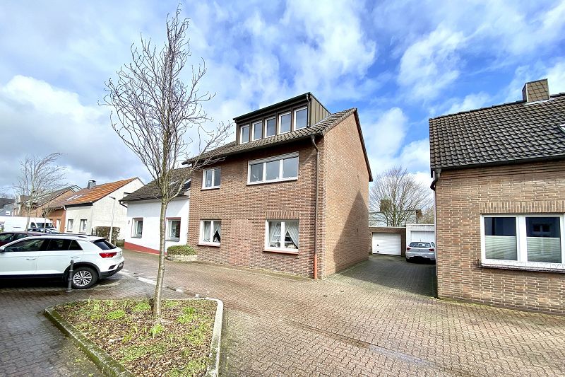 ... Ansicht des Hauses Doppelhaush�lfte Bocholt