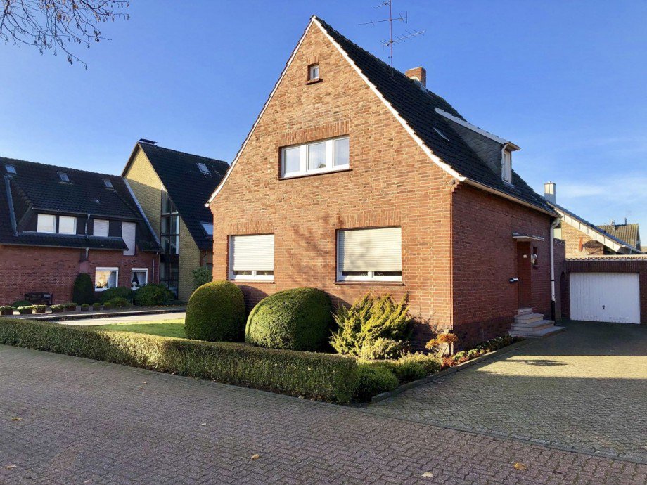 ... Ansicht - Eingang Einfamilienhaus Bocholt