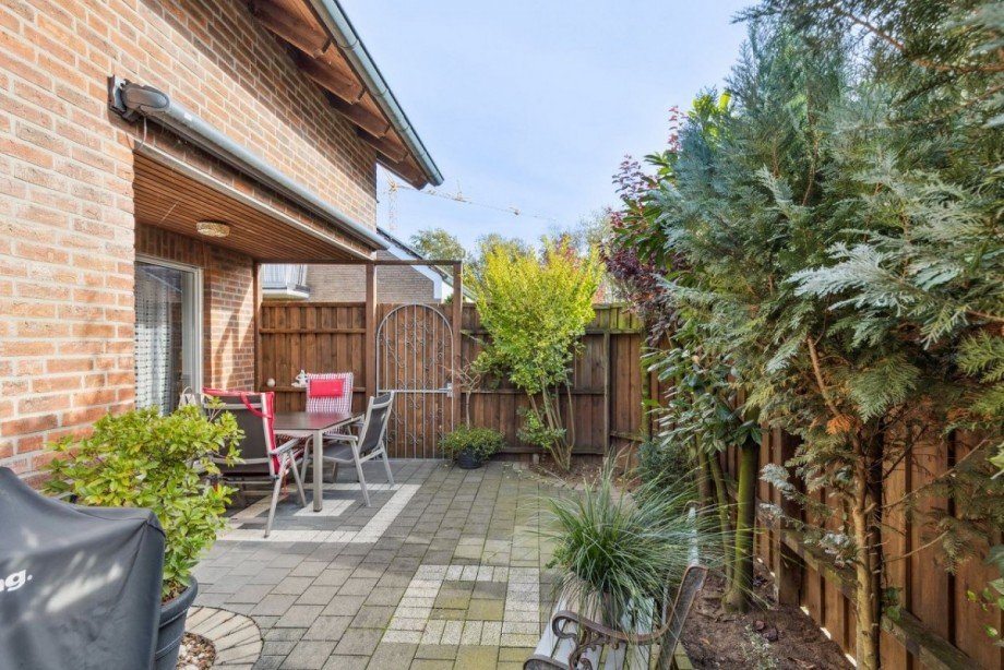 Garten Doppelhaush�lfte Bocholt