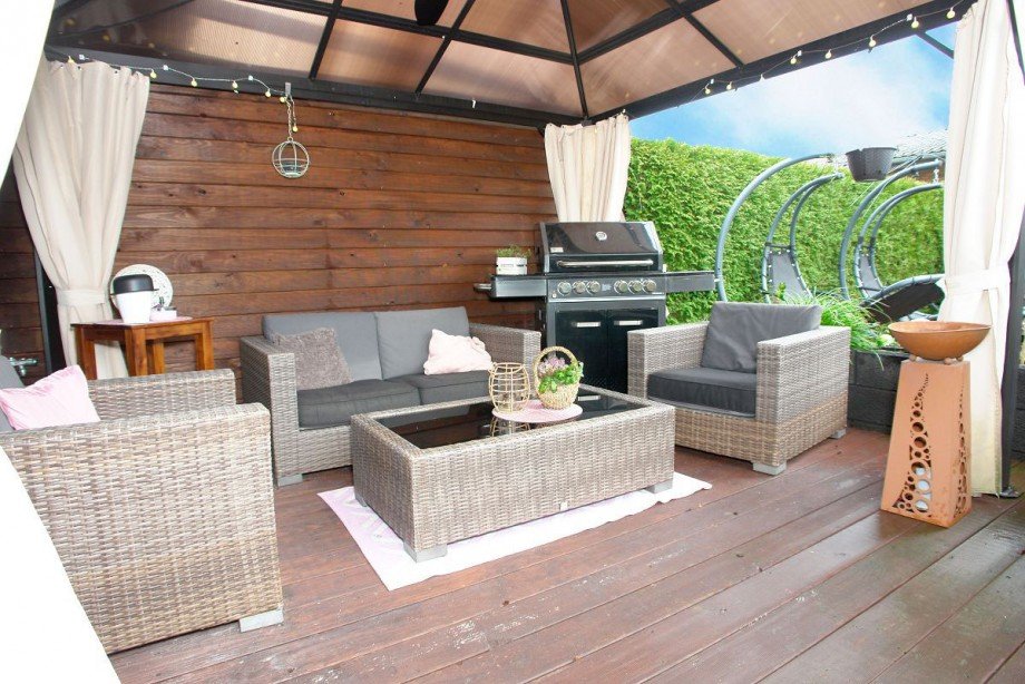 Pavillon Doppelhaush�lfte Rhede