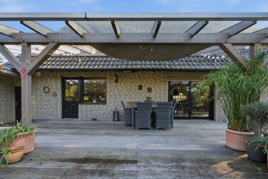 gro�e �berdachte Terrasse Einfamilienhaus Isselburg