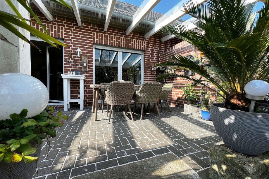 Terrasse . Doppelhaush�lfte Isselburg